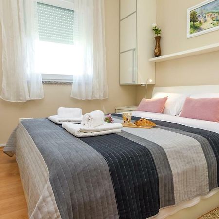 Adriana'S Dream View 2 Bedrooms Apartment Zara Esterno foto