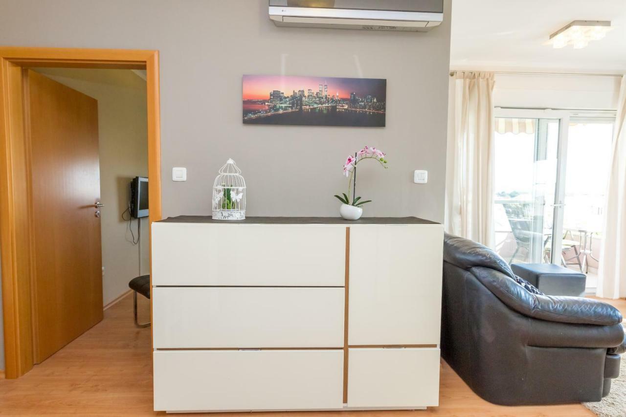 Adriana'S Dream View 2 Bedrooms Apartment Zara Esterno foto